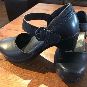 Dansko Makenna Deep Navy/Black Studded Mary Jane